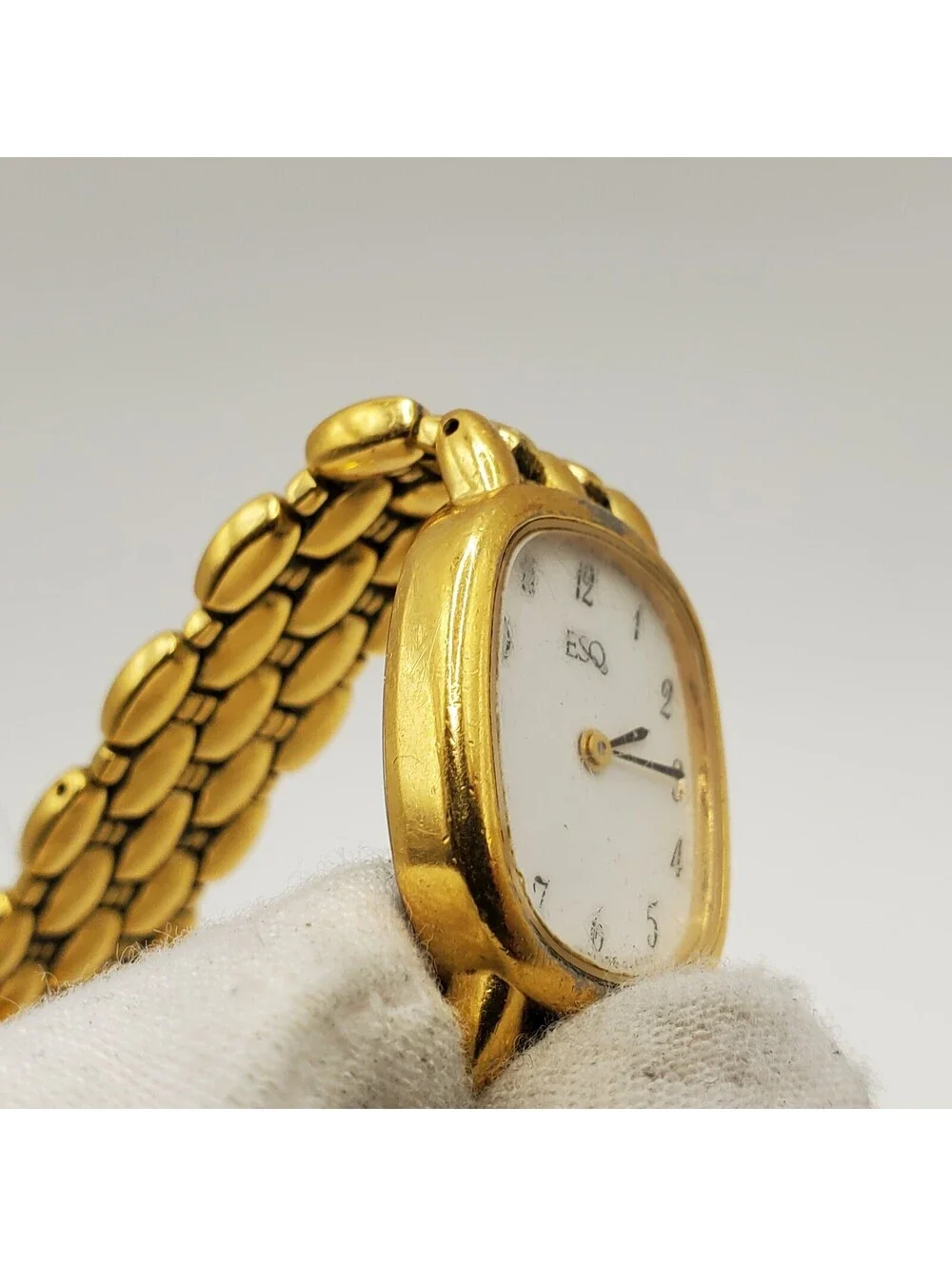 ESQ Quartz Womens Watch 21mm For Parts Or Repair Gold Tone White Dial